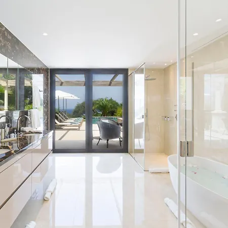 Βίλα Les Dauphins - Exclusive Luxury With Sea Views